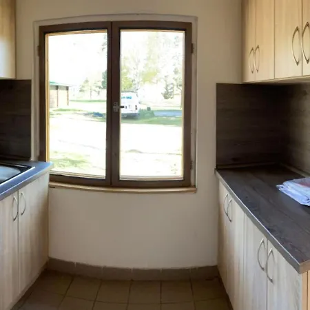Stribrny Rybnik-15 By Interhome * Χράντεκ Κράλοβε